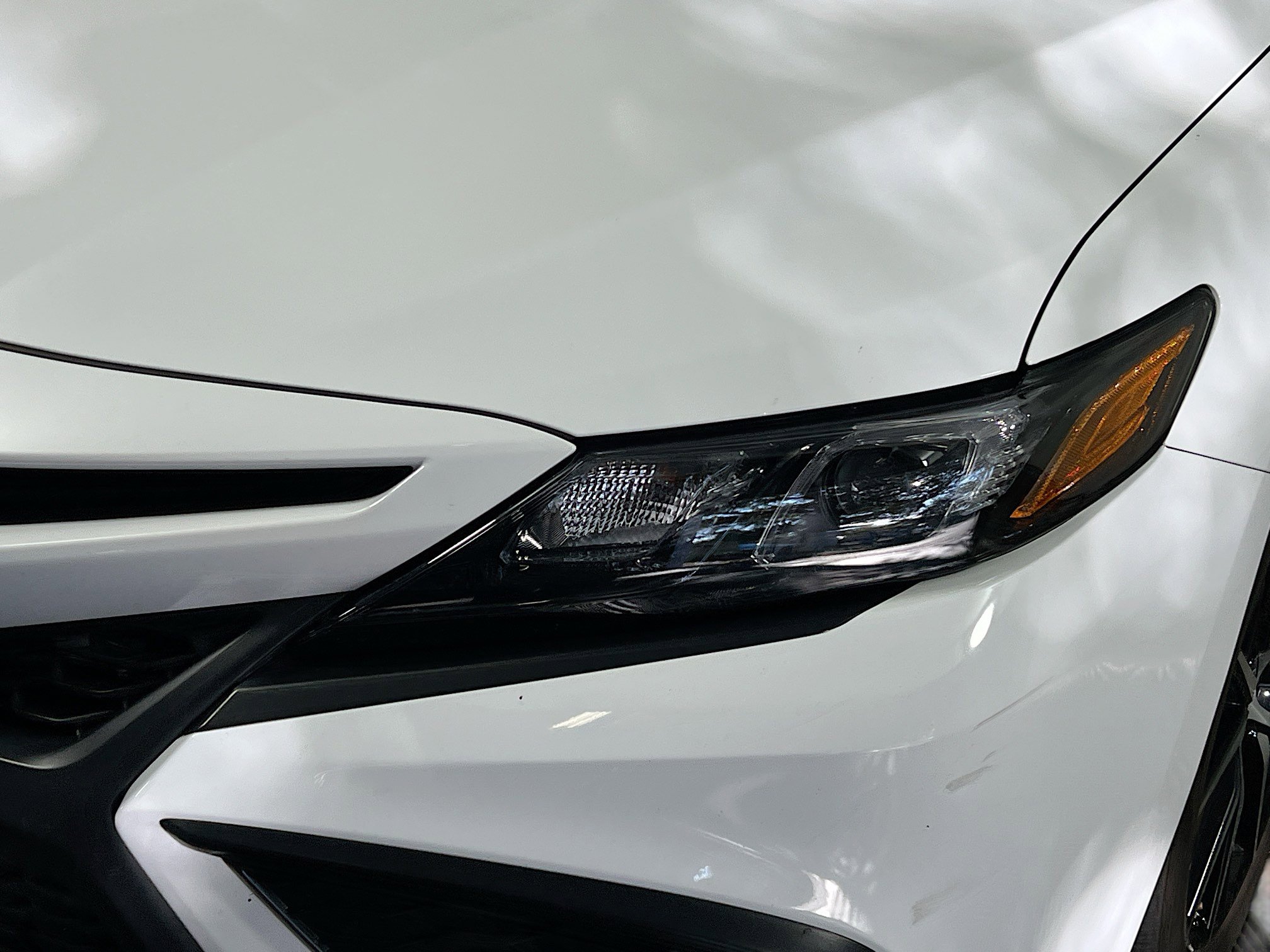 Used 2023 Toyota Camry SE image 12