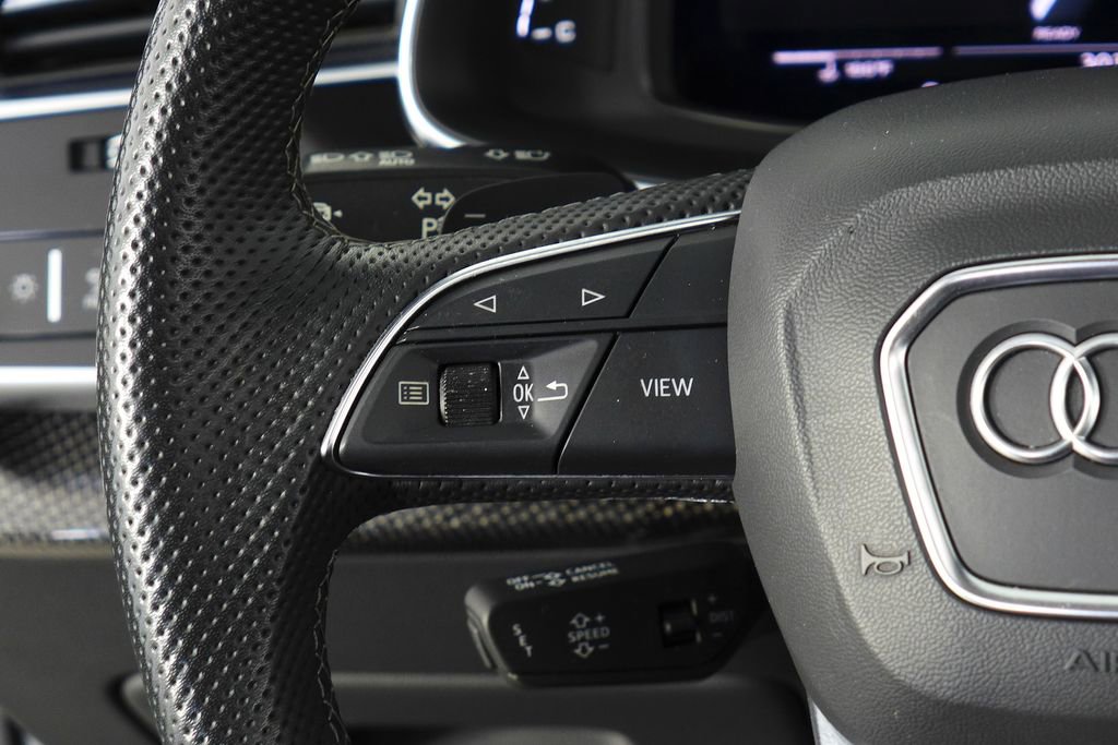 Used 2023 Audi SQ8 Prestige w/ Prestige Package image 30