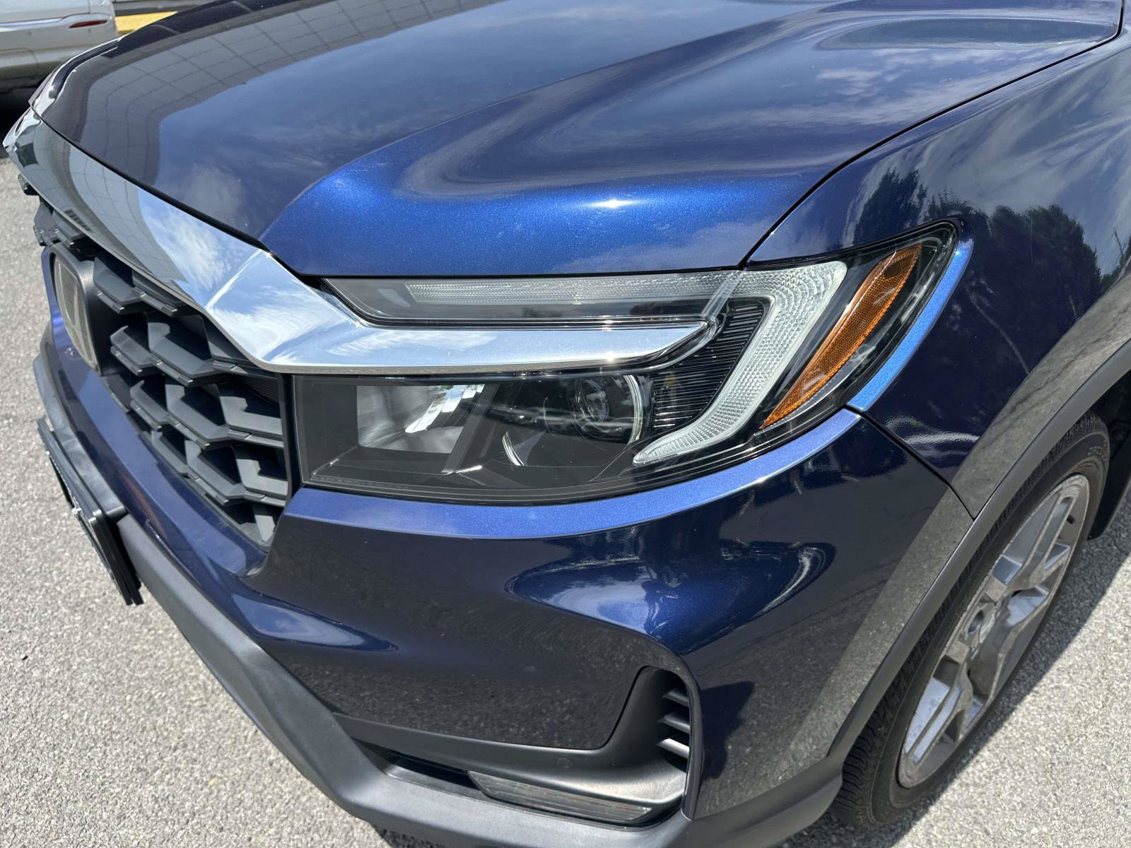 Used 2023 Honda Passport EX-L image 7