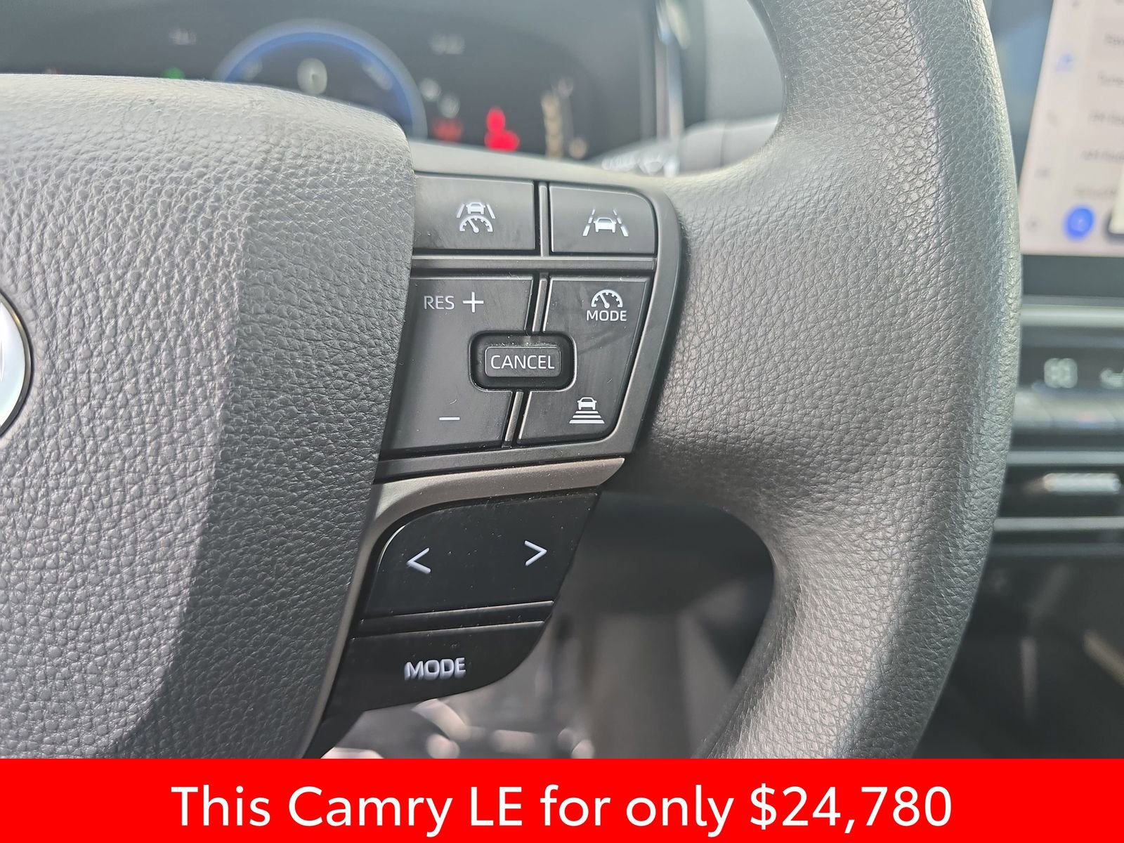 Used 2025 Toyota Camry LE FWD image 23