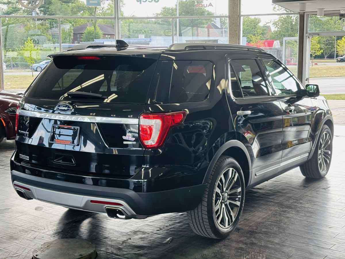 Used 2017 Ford Explorer Platinum AWD/4WD image 7