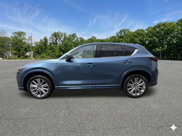Used 2023 MAZDA CX-5 Signature AWD/4WD image 5