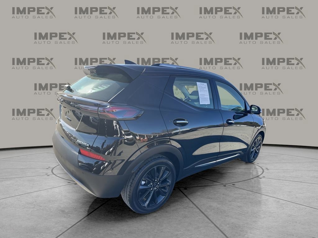 Used 2022 Chevrolet Bolt EUV Premier w/ Launch Edition image 5