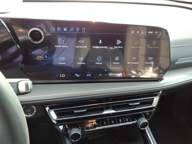 New 2027 Chevrolet Traverse LT w/ Driver Confidence Package FWD image 13