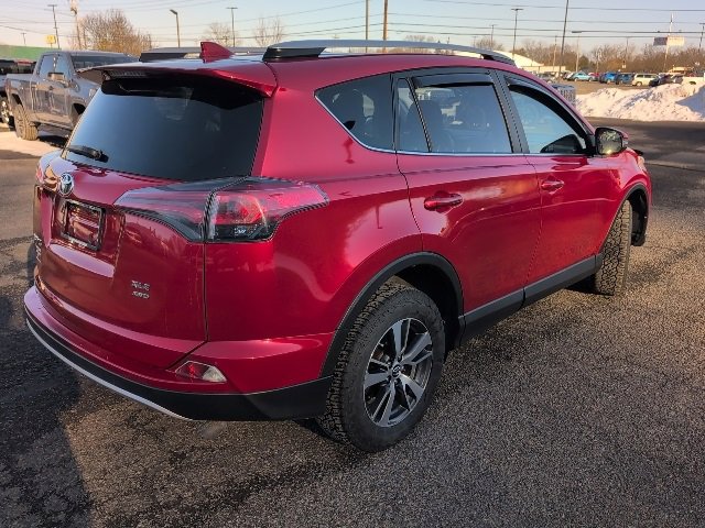 Used 2016 Toyota RAV4 XLE image 7