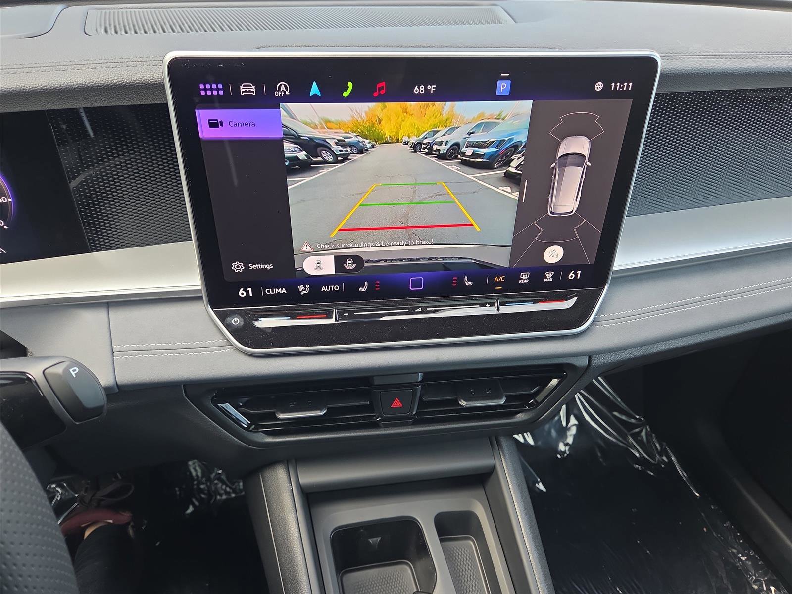 New 2025 Volkswagen Tiguan SE R-Line image 17