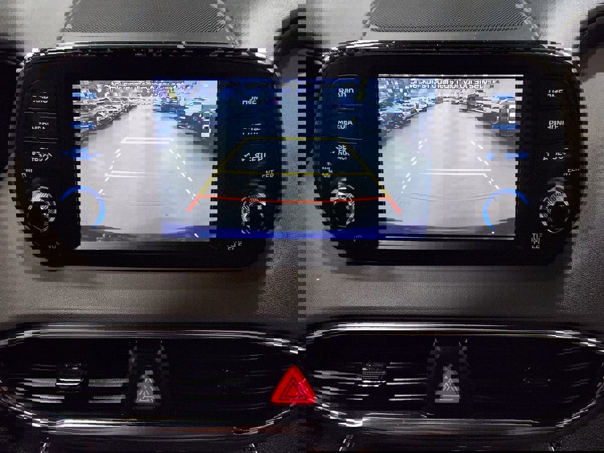 Used 2019 Hyundai Santa Fe SE image 37