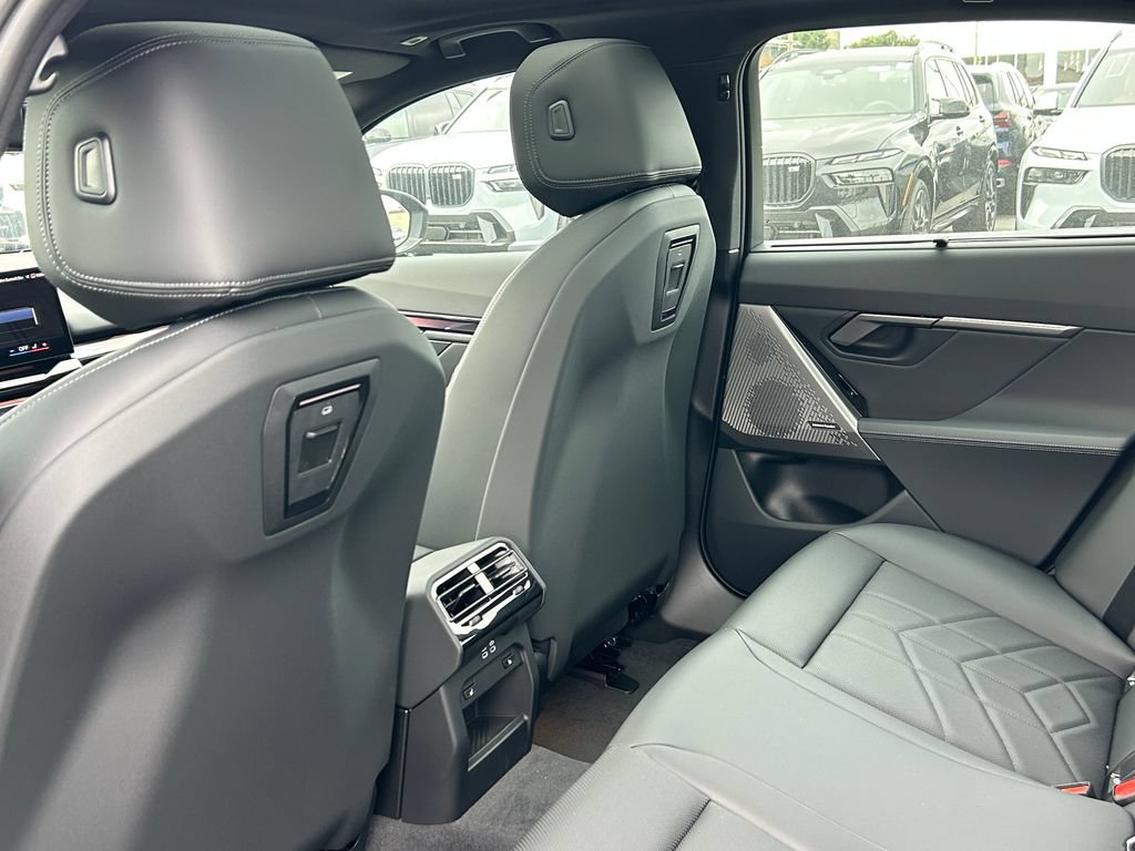 New 2027 BMW 550e xDrive w/ Executive Package AWD/4WD image 31