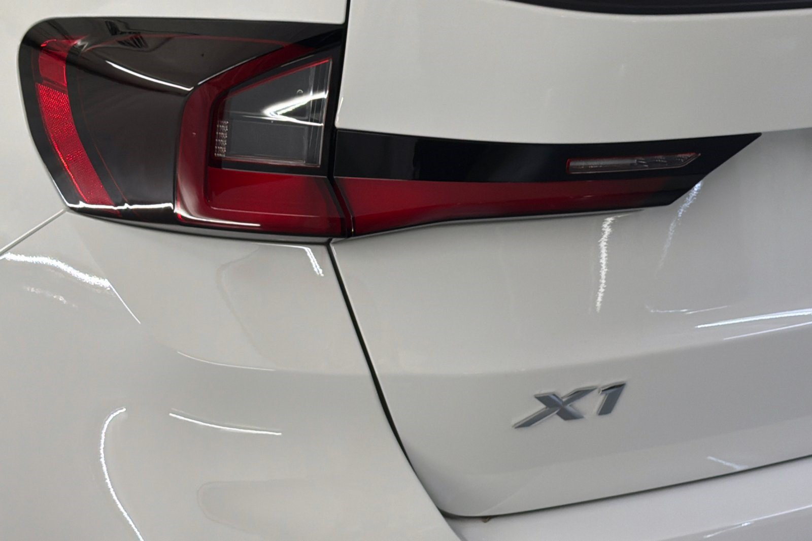 Used 2026 BMW X1 xDrive28i w/ Technology Package AWD/4WD image 26