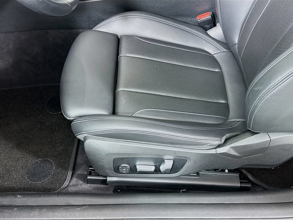 Used 2023 BMW 430i Convertible w/ Premium Package RWD image 20