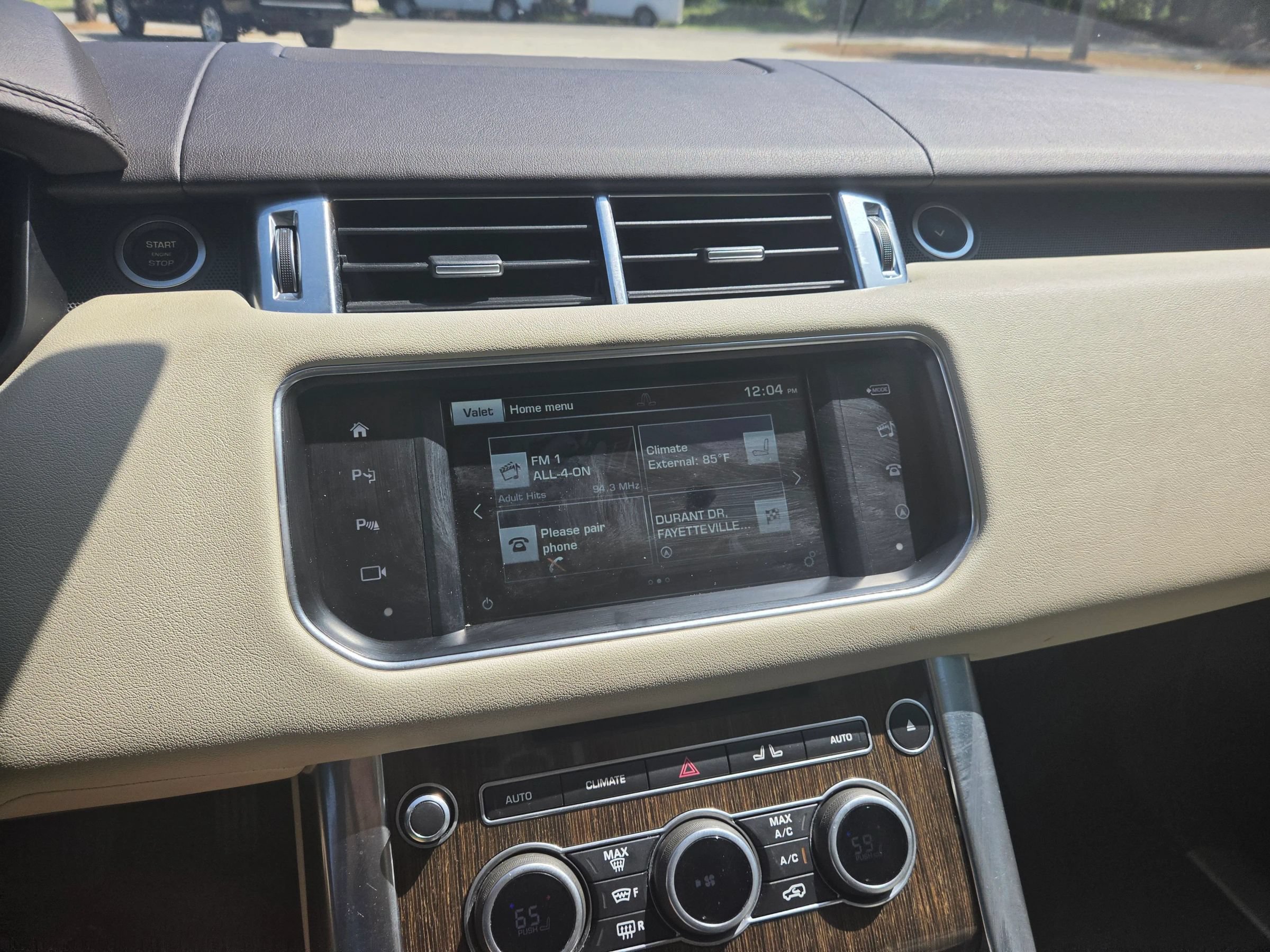 Used 2016 Land Rover Range Rover Sport HSE AWD/4WD image 18