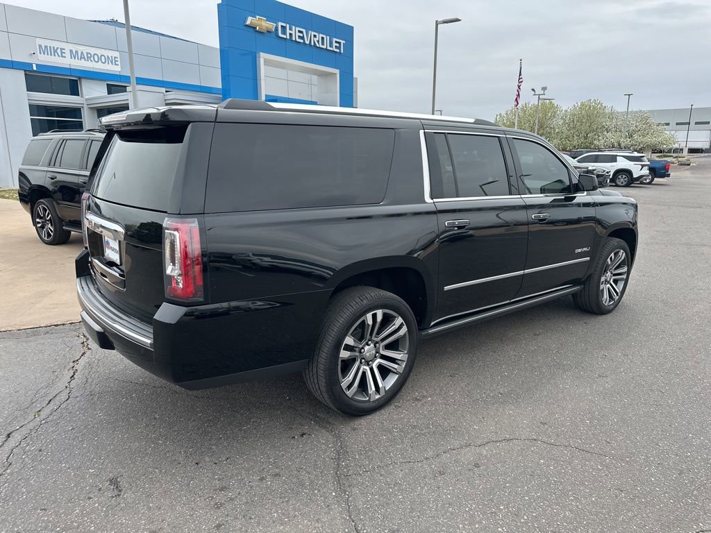 Used 2020 GMC Yukon XL Denali w/ Denali Premium Package image 42