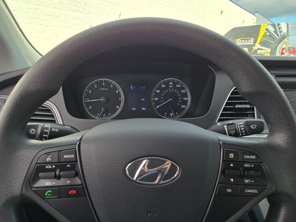 Used 2016 Hyundai Sonata Sport w/ Cargo Package FWD image 31