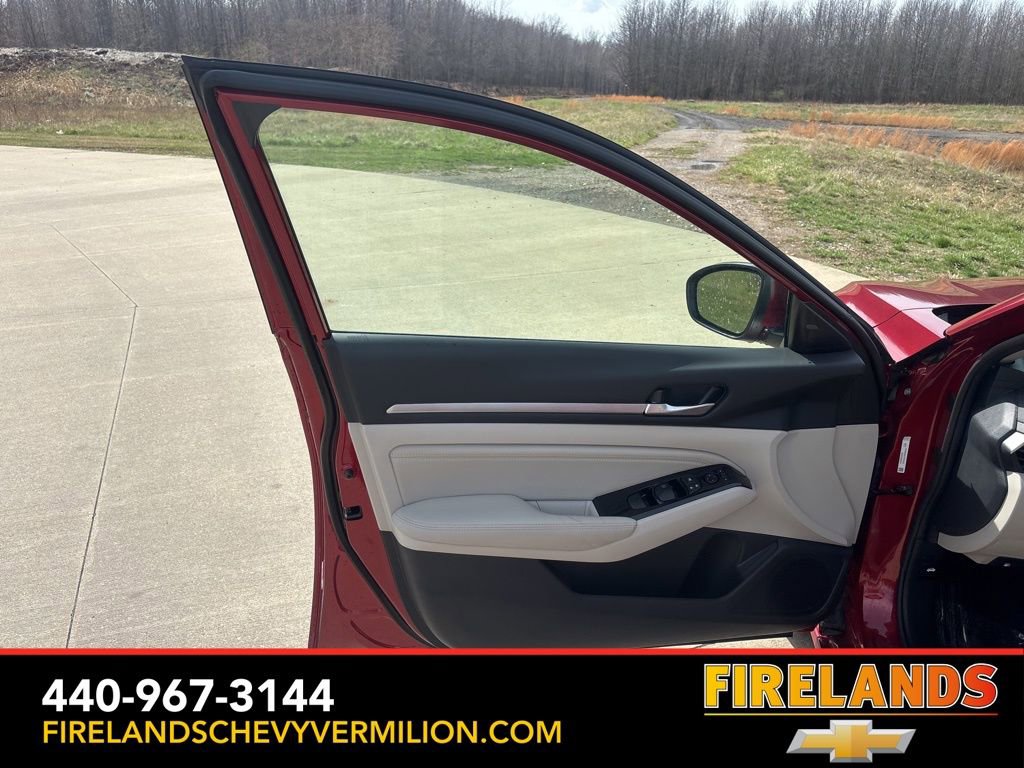 Used 2023 Nissan Altima 2.5 SL image 13