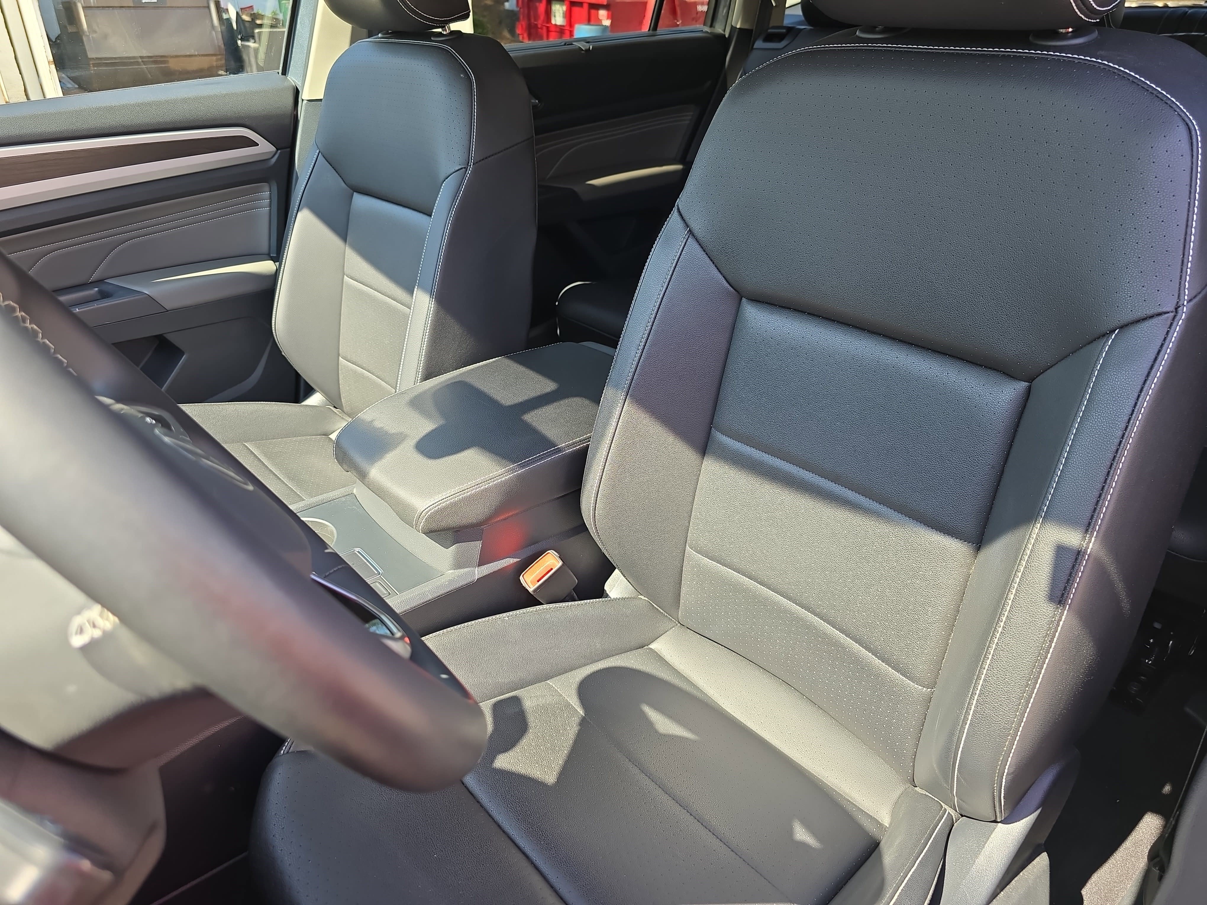 Used 2023 Volkswagen Atlas SE image 16