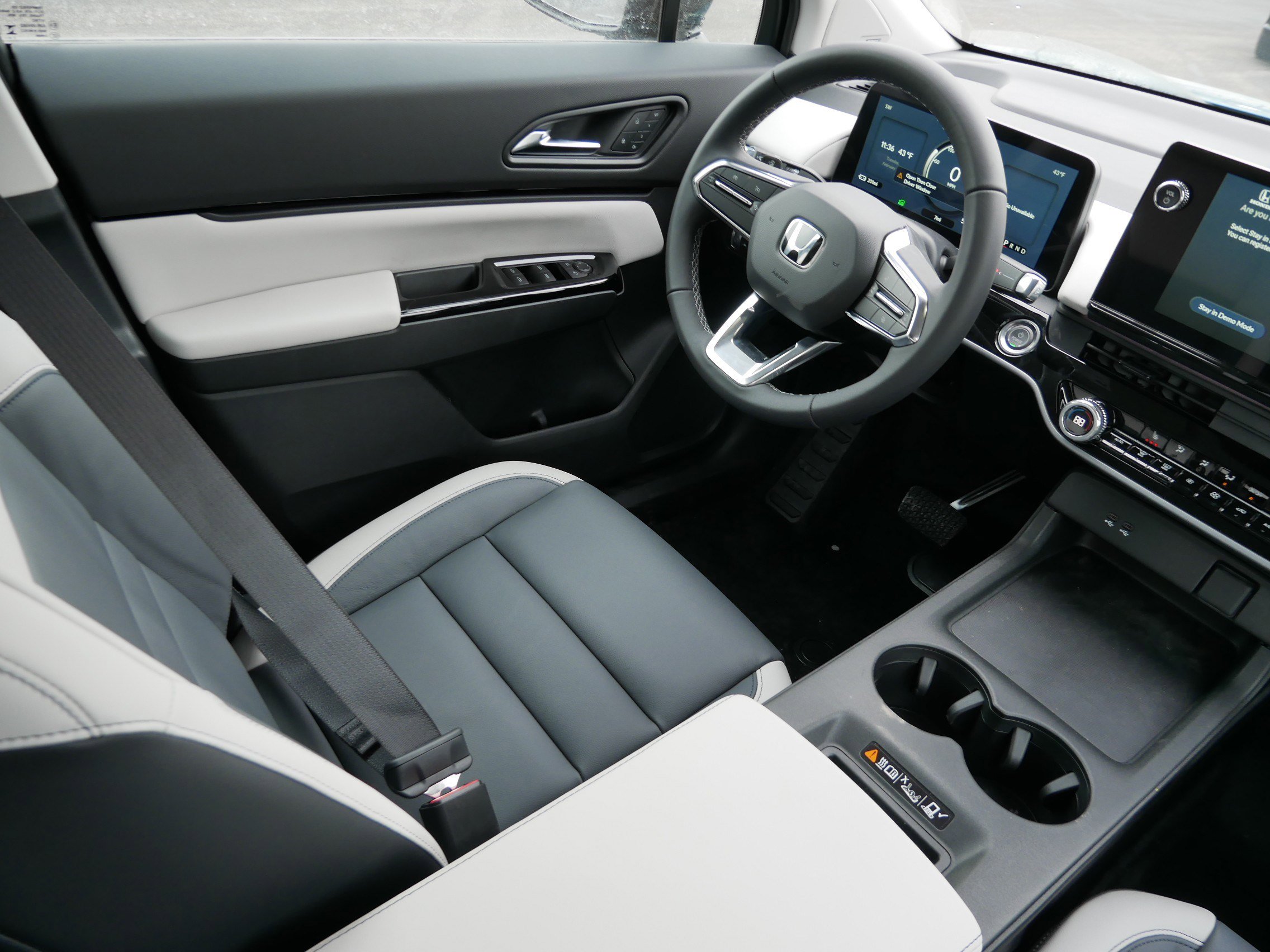 New 2026 Honda Prologue Touring image 9