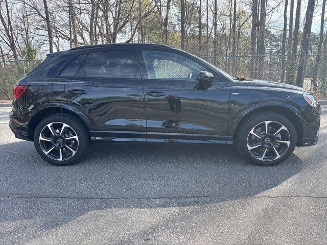 Used 2025 Audi Q3 2.0T Premium Plus w/ Premium Plus Package image 4