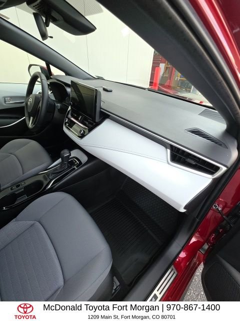 Used 2025 Toyota Corolla SE w/ Convenience Package image 20
