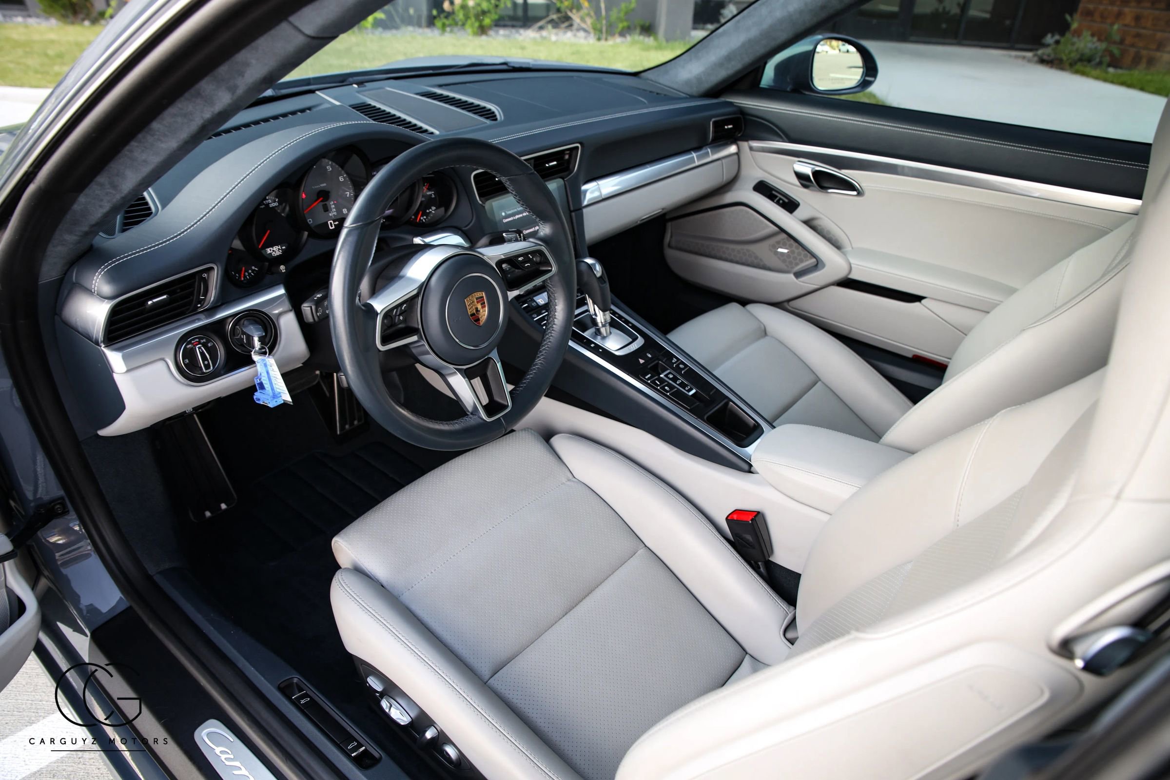 Used 2017 Porsche 911 Carrera 4S image 28