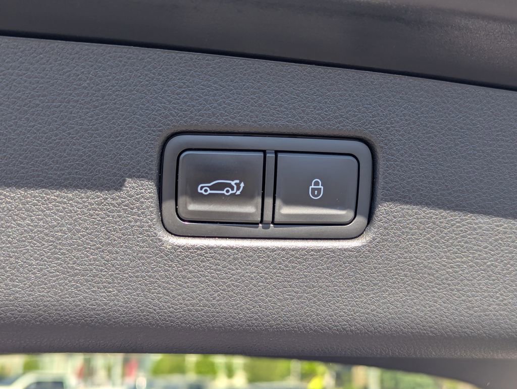 Used 2022 Genesis GV70 2.5T AWD/4WD image 30