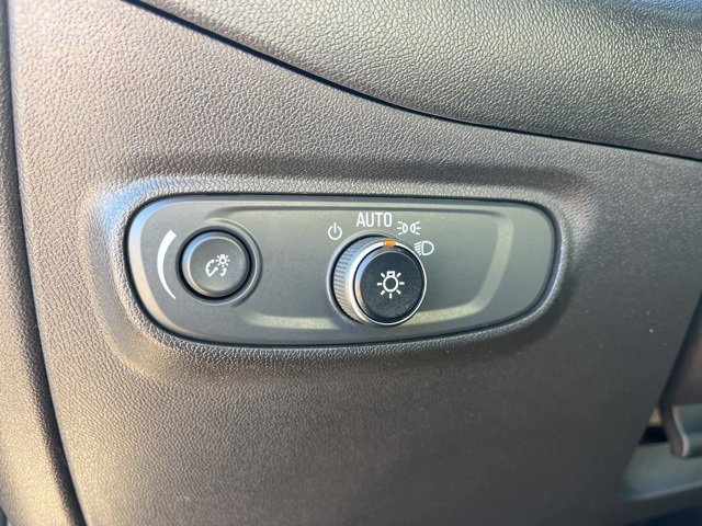 Used 2022 Chevrolet Equinox LS w/ LS Convenience Package image 25