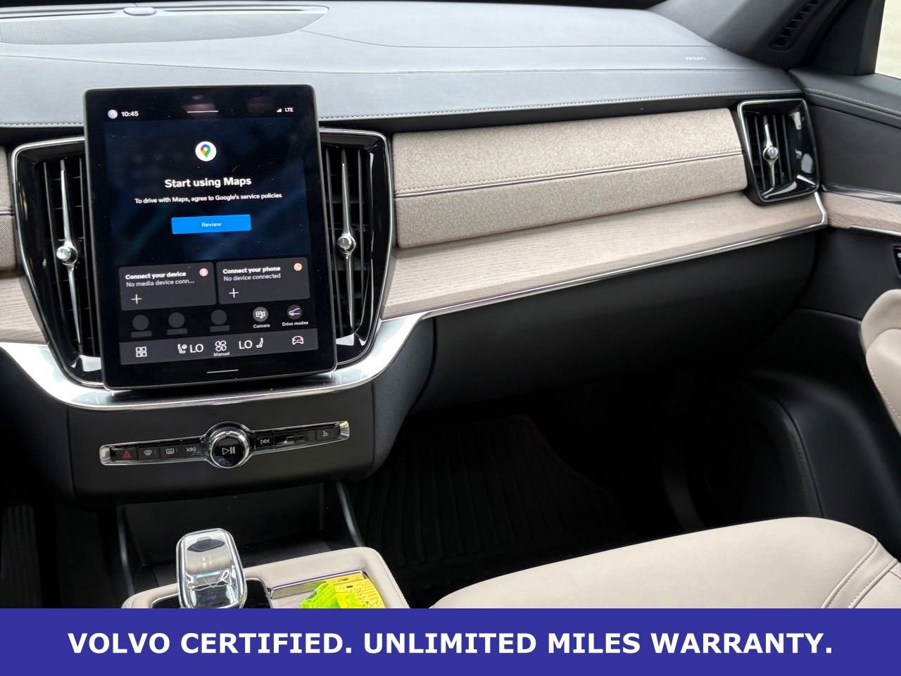 Certified 2025 Volvo XC90 B5 Plus AWD/4WD image 15