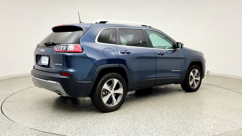 Used 2021 Jeep Cherokee Limited AWD/4WD image 5