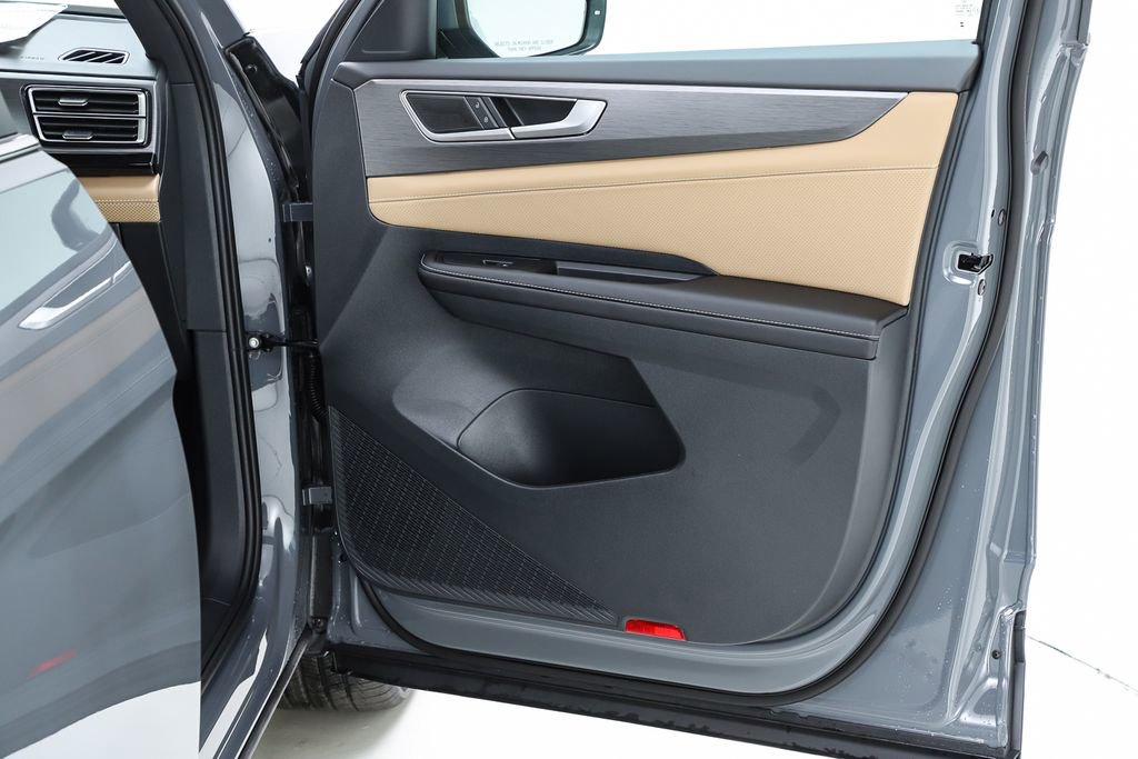 New 2026 Volkswagen Atlas Cross Sport SE image 32