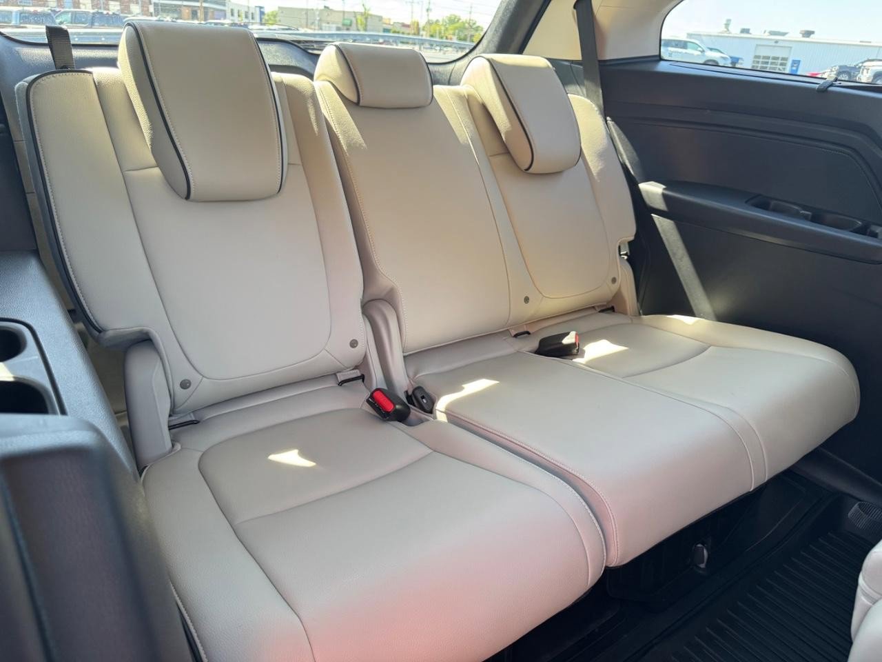 Certified 2025 Honda Odyssey Touring image 11
