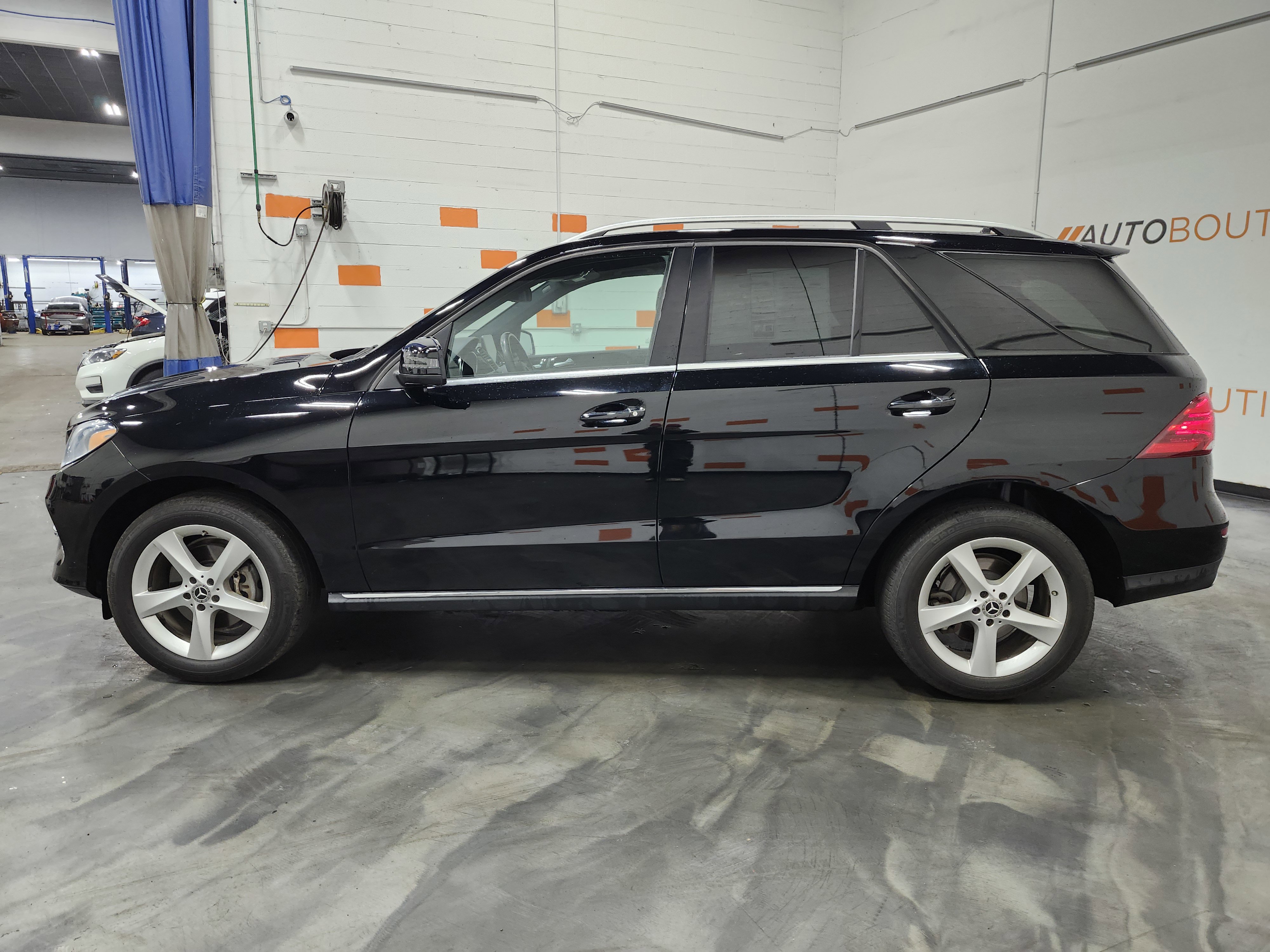 Used 2018 Mercedes-Benz GLE 350 4MATIC image 14