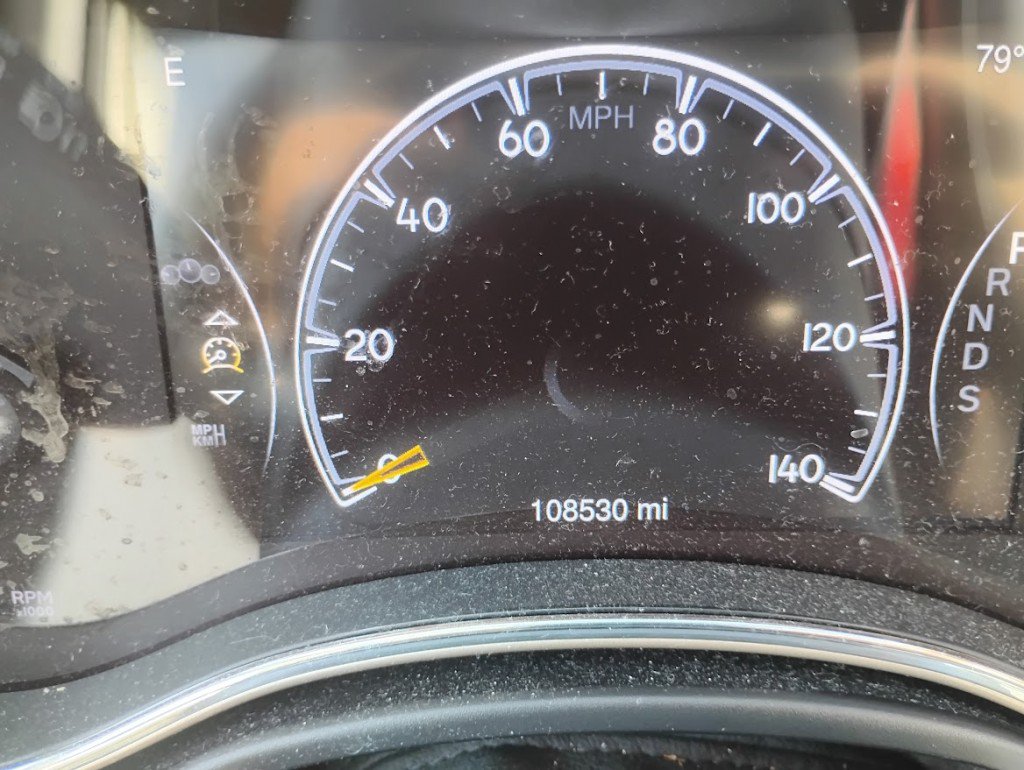 Used 2015 Jeep Grand Cherokee Limited AWD/4WD image 10