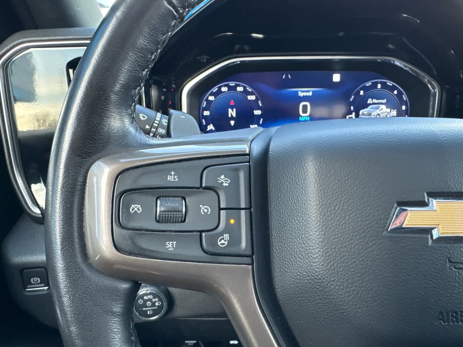 Used 2023 Chevrolet Silverado 1500 High Country w/ High Country Premium Package image 18