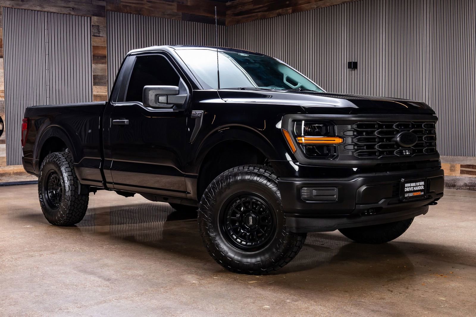 Used 2025 Ford F150 XL image 1
