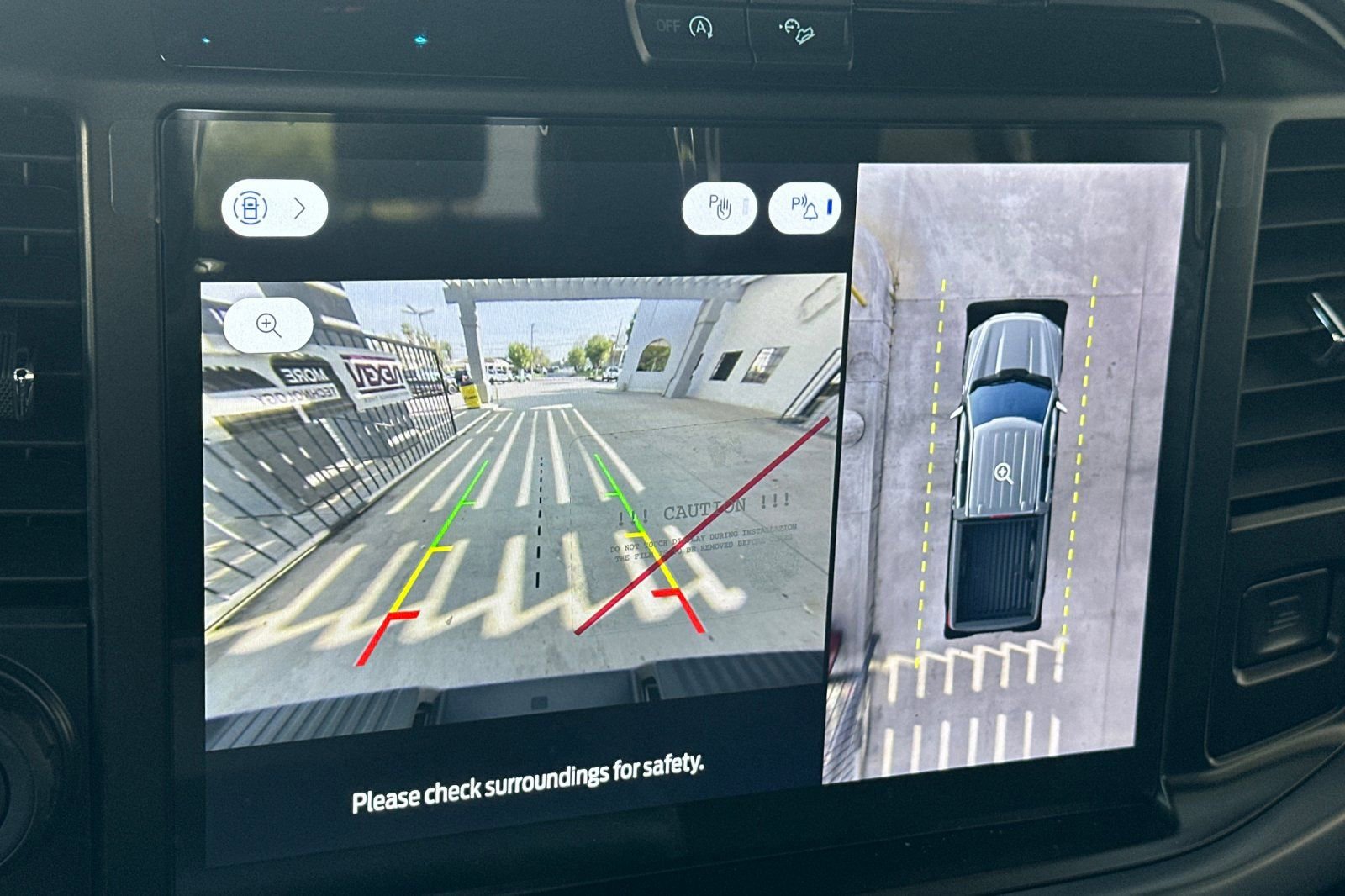 New 2026 Ford F150 XLT w/ Equipment Group 302A MID image 19