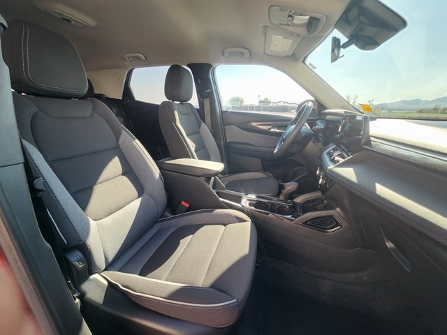 Used 2024 Chevrolet TrailBlazer LT w/ Driver Confidence Package image 21