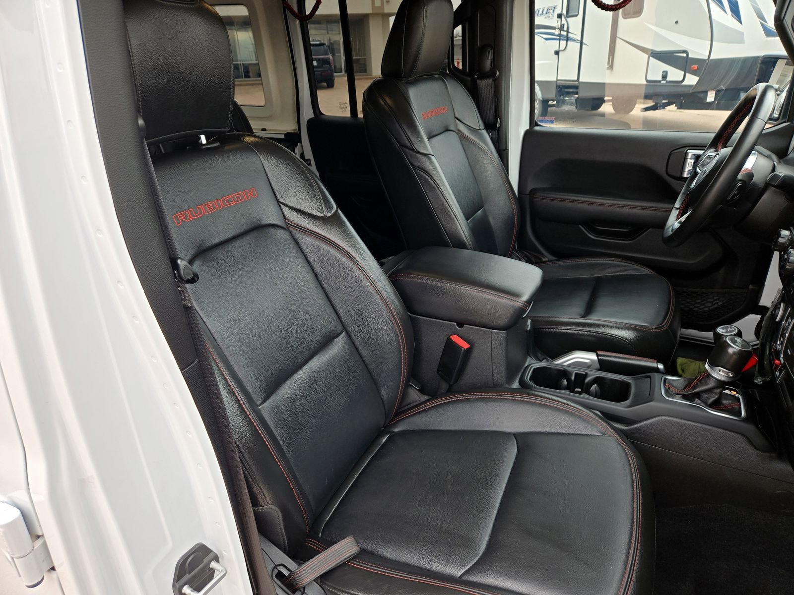 Used 2022 Jeep Wrangler Unlimited Rubicon w/ Cold Weather Group image 27