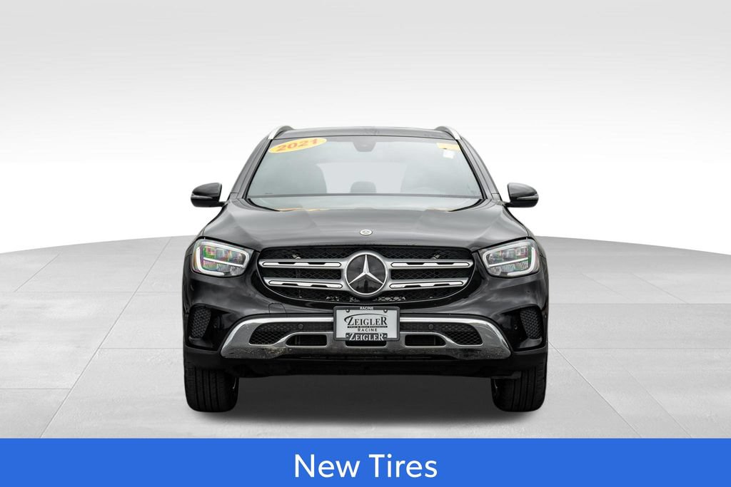Used 2021 Mercedes-Benz GLC 300 4MATIC image 2