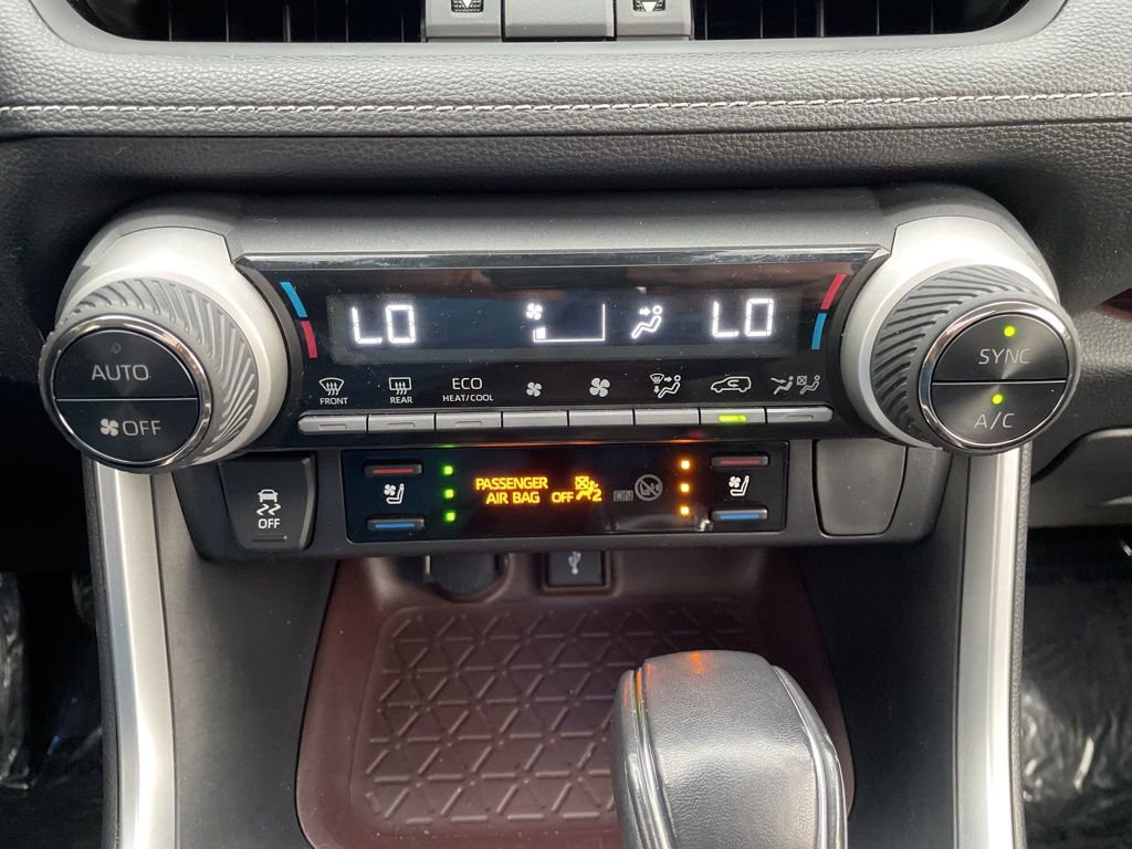 Used 2020 Toyota RAV4 Limited w/ Limited Grade Weather Package AWD/4WD image 22