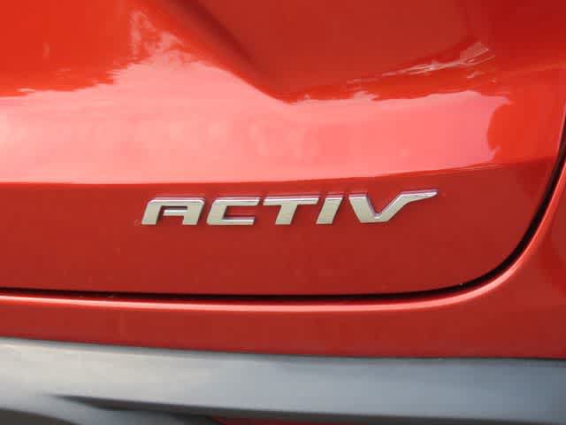 Used 2024 Chevrolet Trax ACTIV w/ Sunroof Package FWD image 8