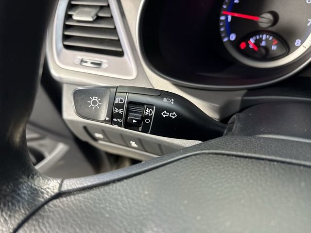 Used 2016 Hyundai Santa Fe SE AWD/4WD image 15
