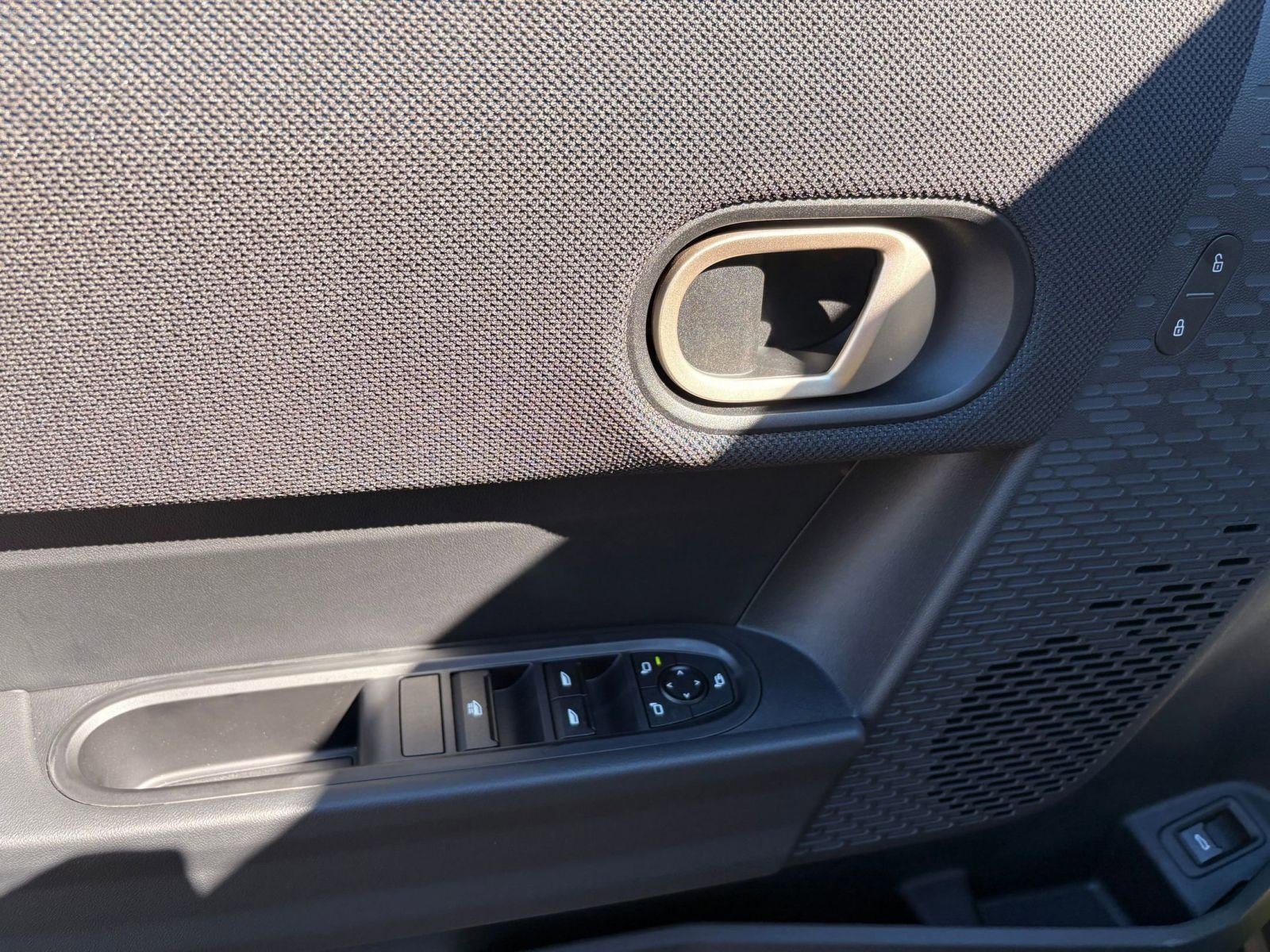 New 2026 MINI Cooper S image 13