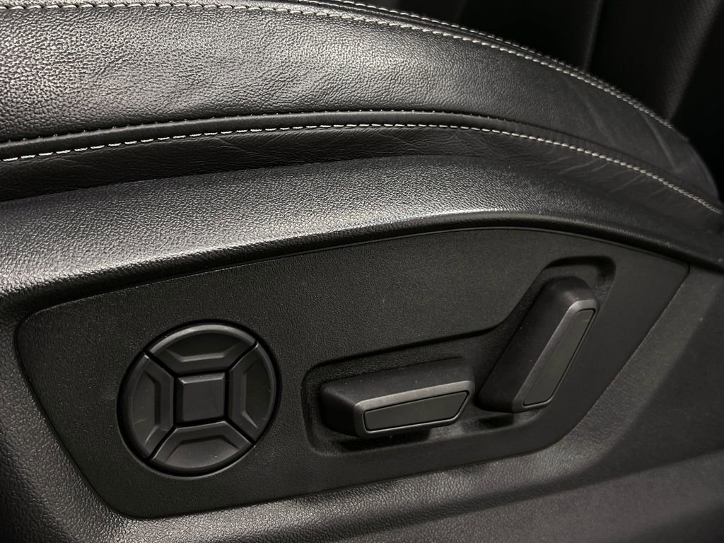 Used 2021 Audi Q8 Premium Plus w/ Premium Plus Package image 21