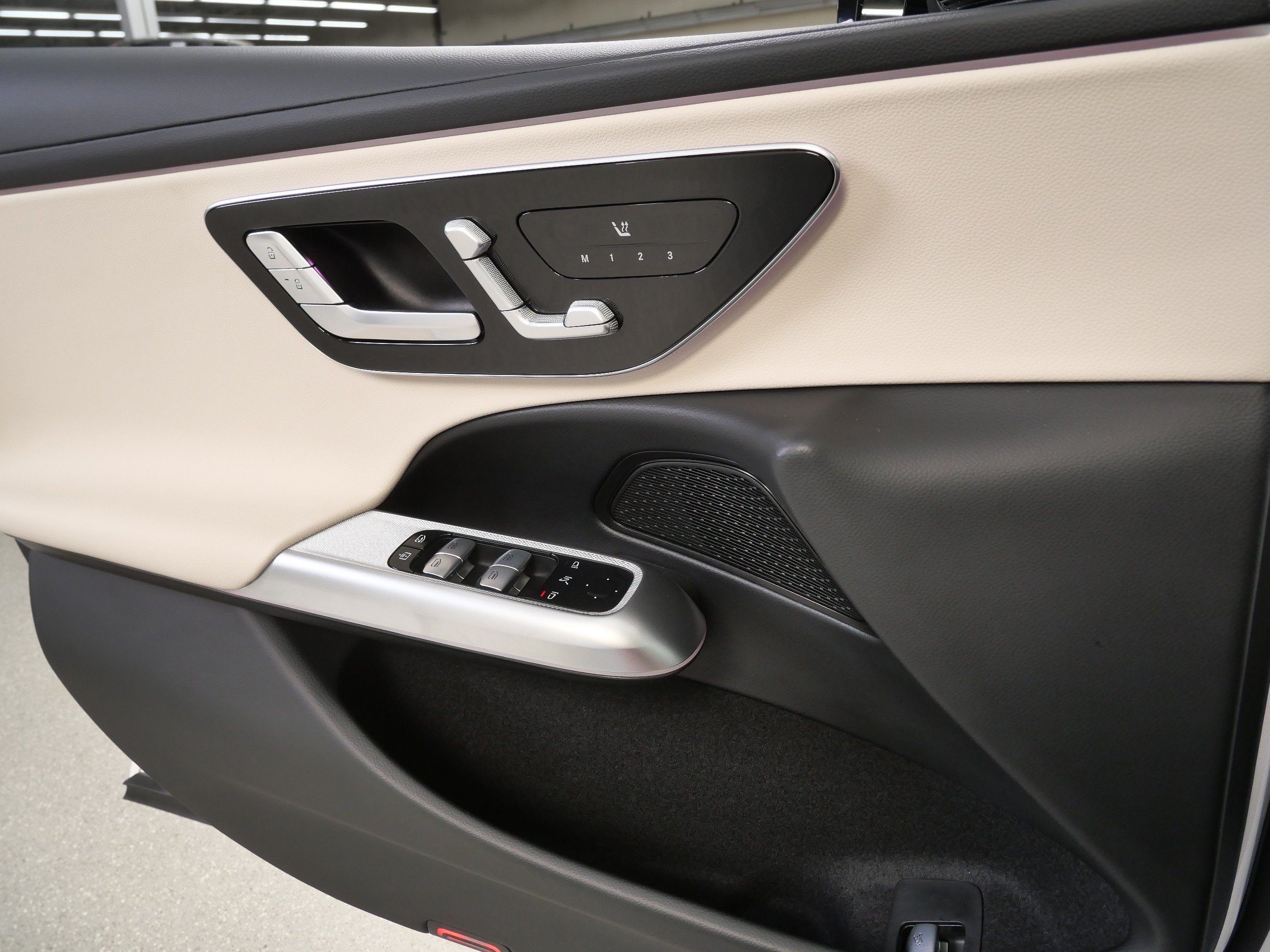 Certified 2026 Mercedes-Benz E 350 4MATIC Sedan image 28