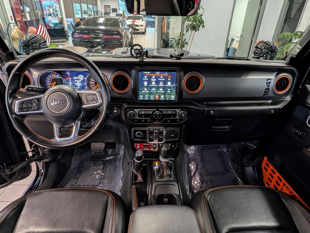 Used 2023 Jeep Gladiator Mojave AWD/4WD image 42
