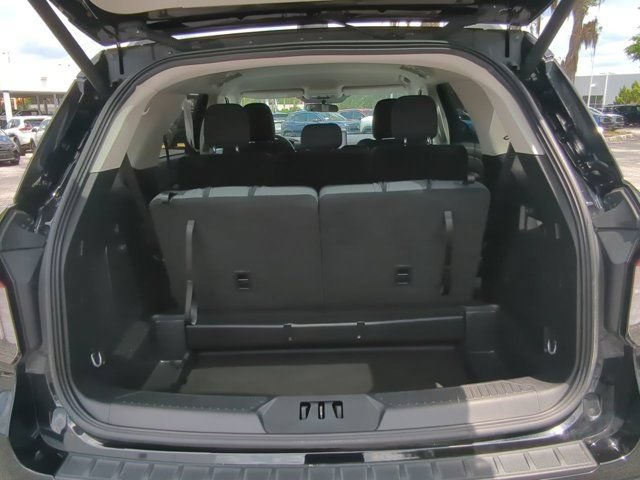 Used 2025 Ford Explorer Active RWD image 11