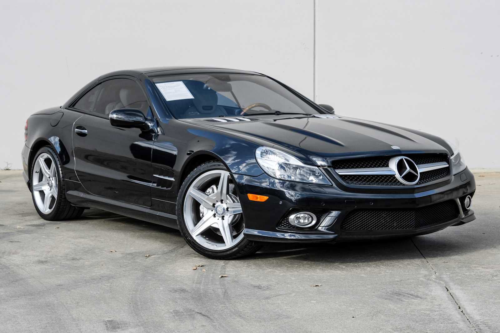 Used 2011 Mercedes-Benz SL 550 image 6