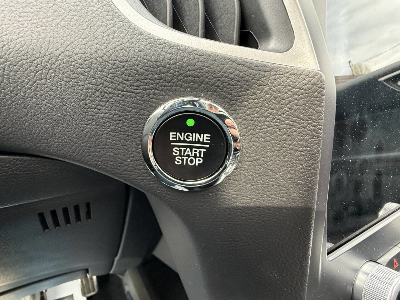 Used 2023 Ford Edge ST-Line w/ Cargo Accessory Package image 16