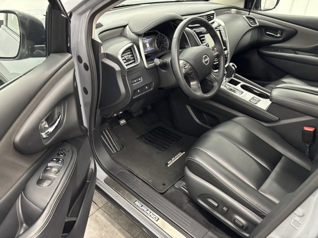 Used 2024 Nissan Murano SV w/ SV Midnight Edition Package image 10
