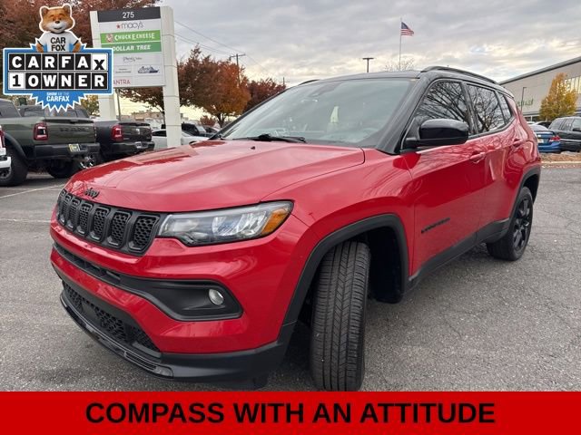 Used 2023 Jeep Compass Latitude AWD/4WD video 3