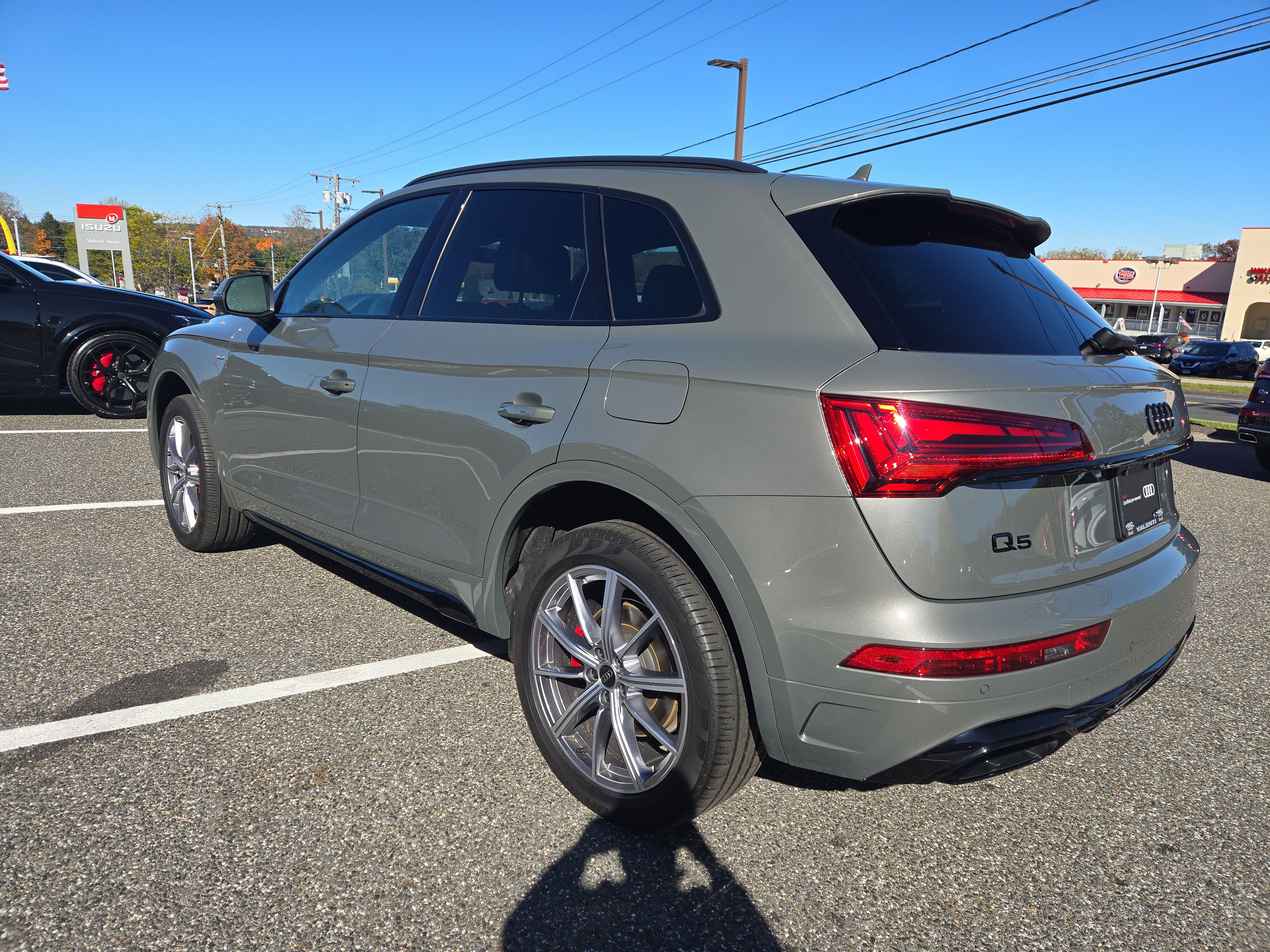 Certified 2024 Audi Q5 e Premium Plus w/ Premium Plus Package image 4